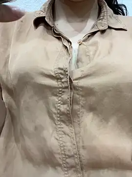 Xiaomee online show from March 19, 2026, 4:12 am