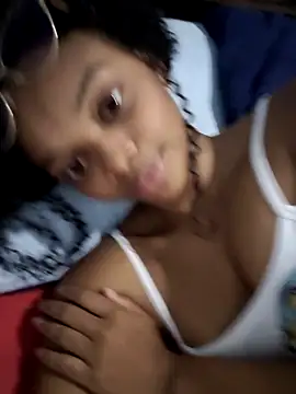 marialuiza2027 online show from May 30, 2026, 5:40 pm