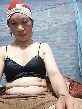 Heli pusy online show from July 31, 2026, 9:56 pm