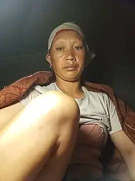 Heli pusy online show from July 9, 2026, 10:20 pm