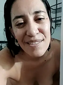 violeta scott online show from July 25, 2026, 3:25 am