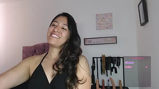 violeta scott online show from August 3, 2026, 4:13 pm