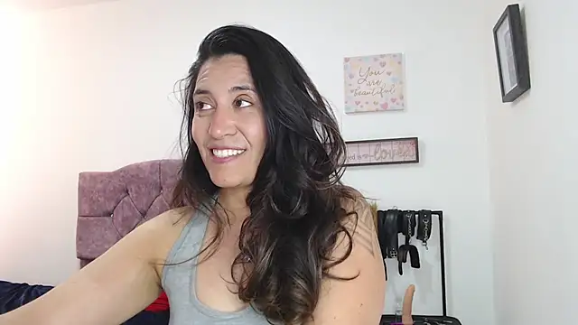 violeta scott online show from July 28, 2026, 6:20 pm