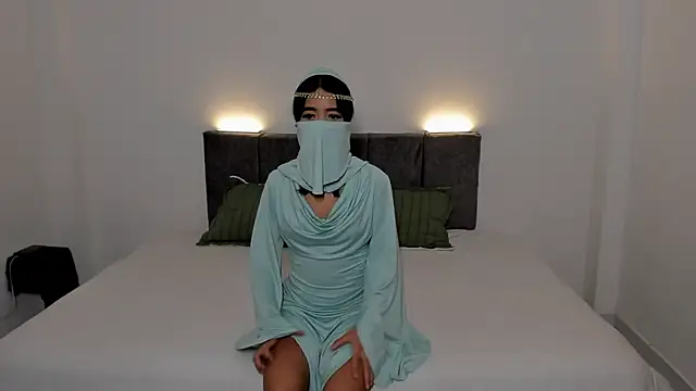 Snapshot of Zahra_Bashir chatting on March 17, 2026, 12:24 am Zahra Bashir online show from March 17, 2026, 12:24 am