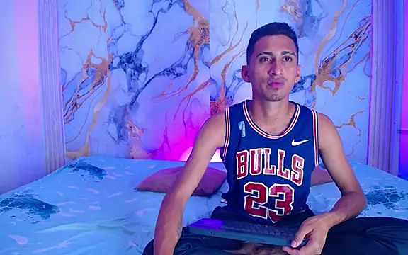 Boys xxx  online show from April 2, 2026, 4:41 am