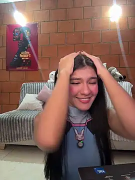 Snapshot of xayah_cute chatting on April 7, 2026, 5:42 am xayah cute online show from April 7, 2026, 5:42 am