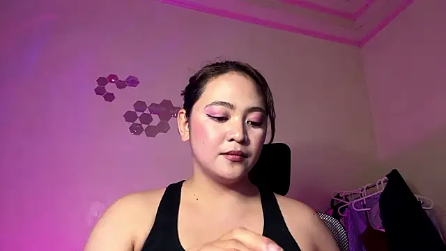 CorrineGrounds online show from March 16, 2026, 5:44 am