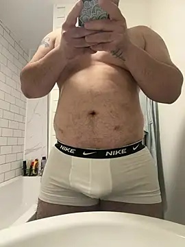 bigmillz32 online show from March 29, 2026, 12:56 am