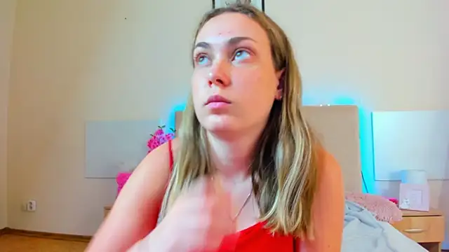 MelanieCuty online show from June 26, 2026, 5:41 pm