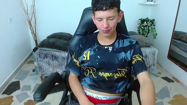 Emmanuel Salvatore online show from March 17, 2026, 11:57 am