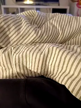 Snapshot of Elias18d chatting on March 25, 2026, 5:23 pm Elias18d online show from March 25, 2026, 5:23 pm