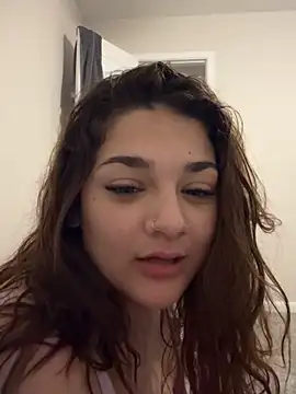 treasurebabii online show from March 22, 2026, 5:10 am