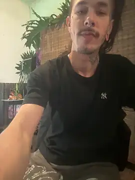 luckydick333 online show from April 23, 2026, 12:06 am