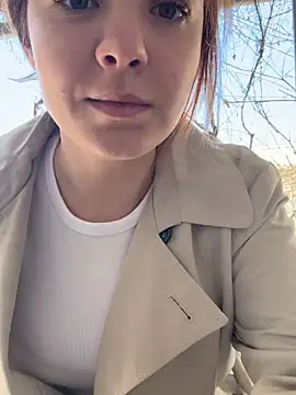 jessslovely online show from April 16, 2026, 7:53 am