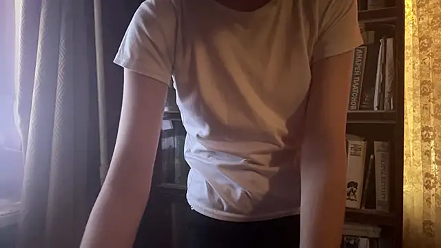 Snapshot of HyunCorrente chatting on March 21, 2026, 4:46 am HyunCorrente online show from March 21, 2026, 4:46 am