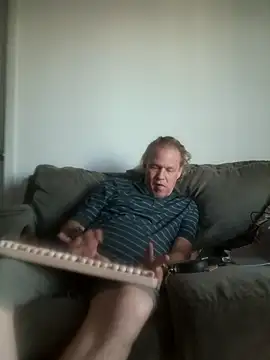 yourMasterisBored online show from May 15, 2026, 1:14 am