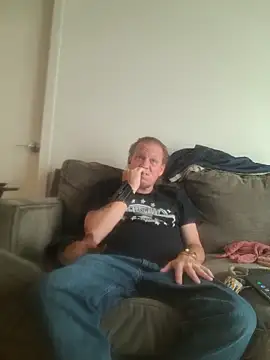 yourMasterisBored online show from May 19, 2026, 2:02 pm