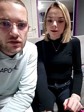 Snapshot of Madame-Monsieur-X chatting on March 13, 2026, 7:52 pm Madame-Monsieur-X online show from March 13, 2026, 7:52 pm