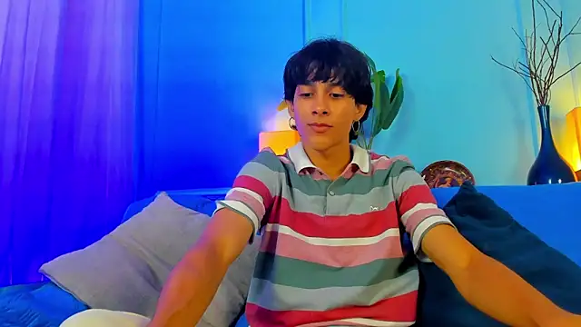 Cheys Mast online show from March 27, 2026, 6:42 pm