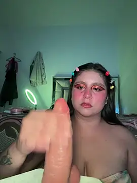 Maggie 69 online show from April 23, 2026, 10:00 pm