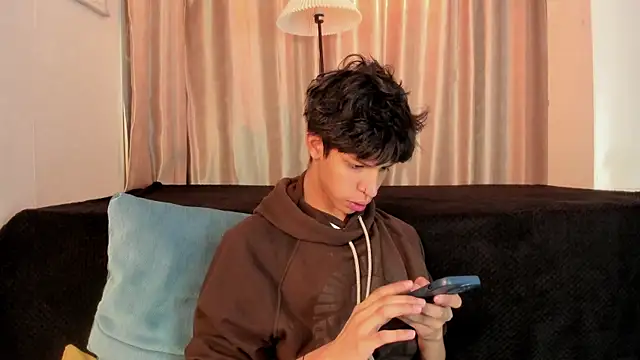 Ethan qop online show from May 21, 2026, 11:07 am