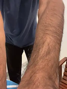 xreoz1245 online show from March 17, 2026, 11:41 pm