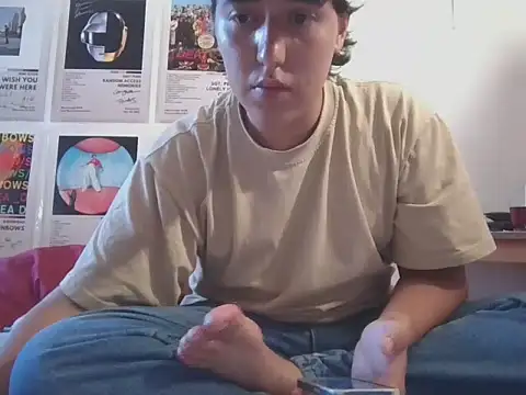 amartinezszz online show from May 24, 2026, 12:21 am