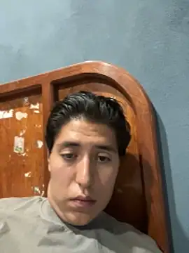 Snapshot of amartinezszz chatting on March 15, 2026, 8:54 am amartinezszz online show from March 15, 2026, 8:54 am