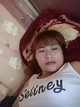 Snapshot of Lucxy-ki6 chatting on July 11, 2026, 1:50 am Lucxy-ki6 online show from July 11, 2026, 1:50 am