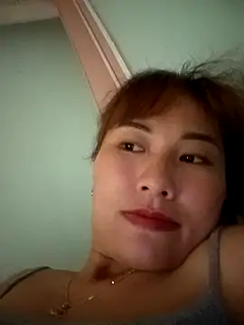 Snapshot of Lucxy-ki6 chatting on July 3, 2026, 1:50 pm Lucxy-ki6 online show from July 3, 2026, 1:50 pm