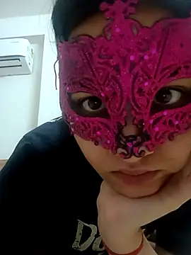 Hottymahi7 online show from April 1, 2026, 6:04 am