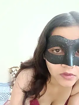 Hottymahi7 online show from June 13, 2026, 5:11 pm