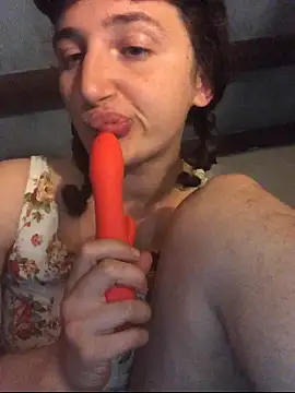 antoniettamaria online show from March 16, 2026, 8:44 pm