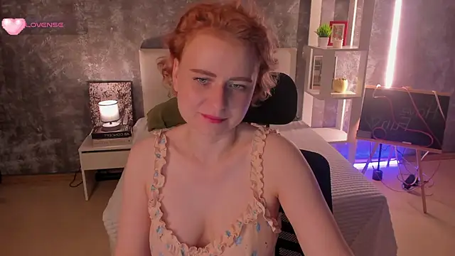 Shiny Liss online show from July 3, 2026, 1:34 am