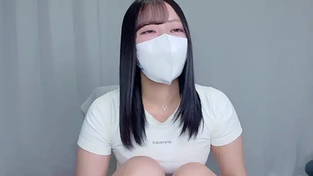 Sakura sweety  online show from May 23, 2026, 1:48 am