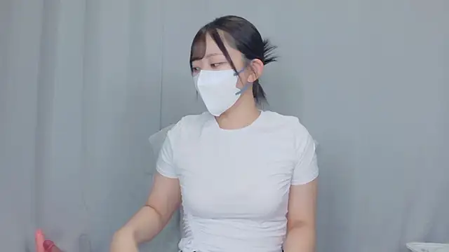 Sakura sweety  online show from June 13, 2026, 7:17 am