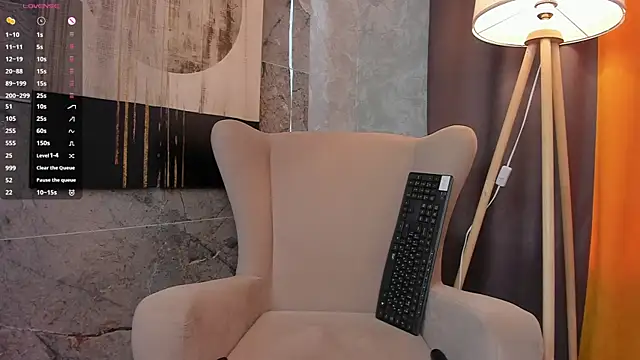 Snapshot of LisanBrown chatting on May 27, 2026, 1:40 pm LisanBrown online show from May 27, 2026, 1:40 pm