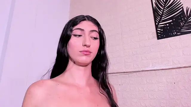 Snapshot of Valeria_noir chatting on June 7, 2026, 12:43 pm Valeria noir online show from June 7, 2026, 12:43 pm
