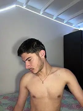 ApoloGray   online show from May 26, 2026, 7:23 pm