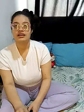 annie yin1 online show from March 19, 2026, 5:24 pm