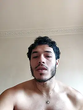 Snapshot of Thewildaliii0 chatting on April 29, 2026, 12:31 pm Thewildaliii0 online show from April 29, 2026, 12:31 pm
