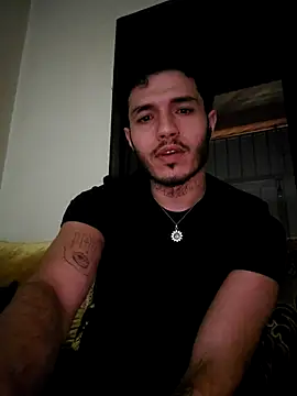 Snapshot of Thewildaliii0 chatting on April 24, 2026, 11:51 pm Thewildaliii0 online show from April 24, 2026, 11:51 pm