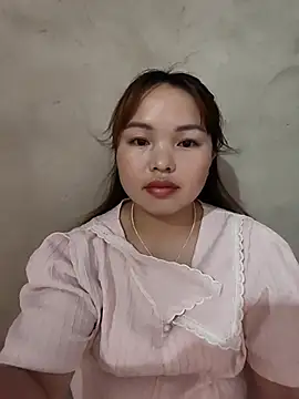 Mina xYx online show from June 5, 2026, 8:20 am