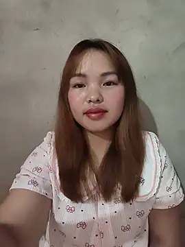 Mina xYx online show from June 7, 2026, 1:33 am