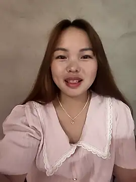 Mina xYx online show from May 31, 2026, 6:09 pm