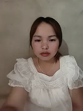 Mina xYx online show from June 3, 2026, 6:01 pm