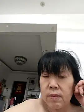 Snapshot of xushour chatting on June 5, 2026, 4:45 pm xushour online show from June 5, 2026, 4:45 pm