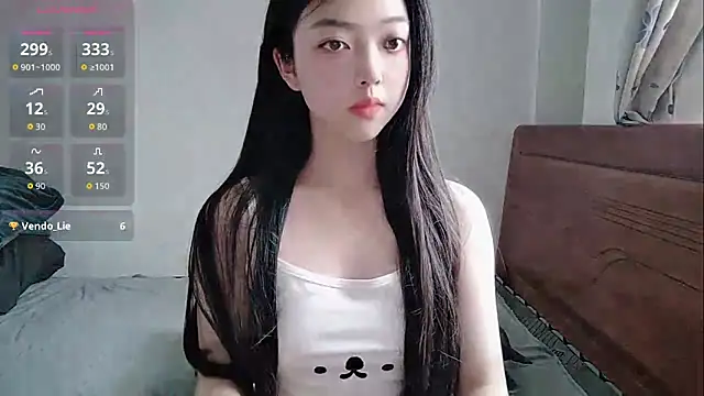 Snapshot of oblakitty_ chatting on May 30, 2026, 12:39 am oblakitty online show from May 30, 2026, 12:39 am