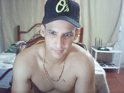 Snapshot of vortexX2565 chatting on June 13, 2026, 1:53 pm vortexX2565 online show from June 13, 2026, 1:53 pm