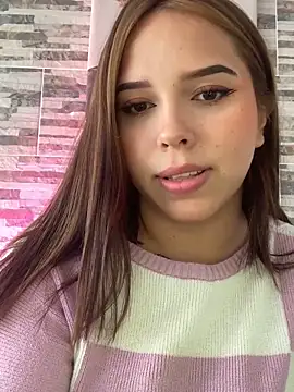 Snapshot of lunacandy_0 chatting on April 12, 2026, 6:22 pm lunacandy 0 online show from April 12, 2026, 6:22 pm